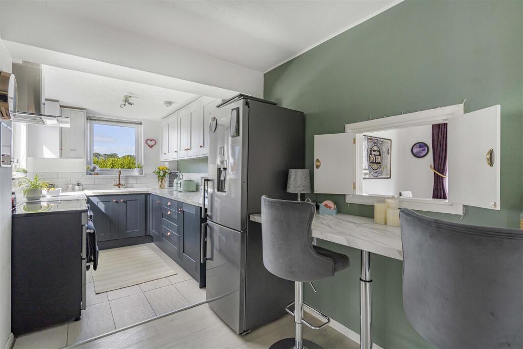 House in Plymouth - View 4