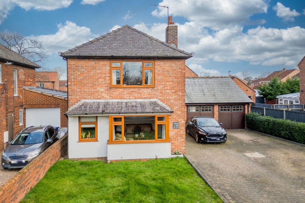 Main image of property: Water Lane, Hemingbrough, Selby, YO8 6QL