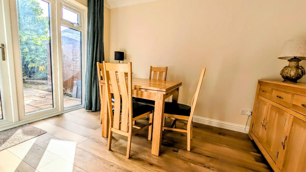 Alexandra Court, Bordon, Hampshire, GU35 photo 3