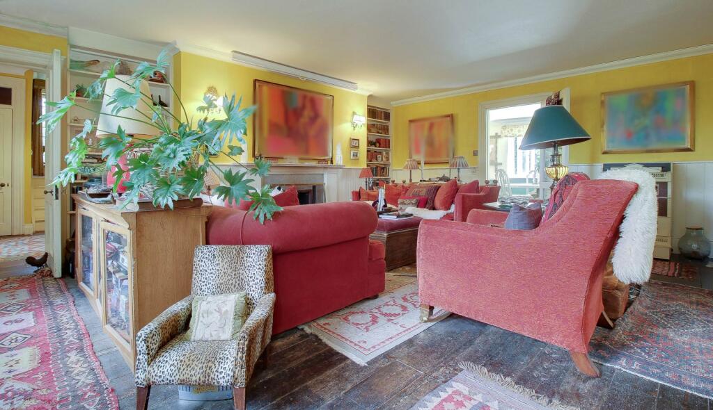 House in Brighton - View 3