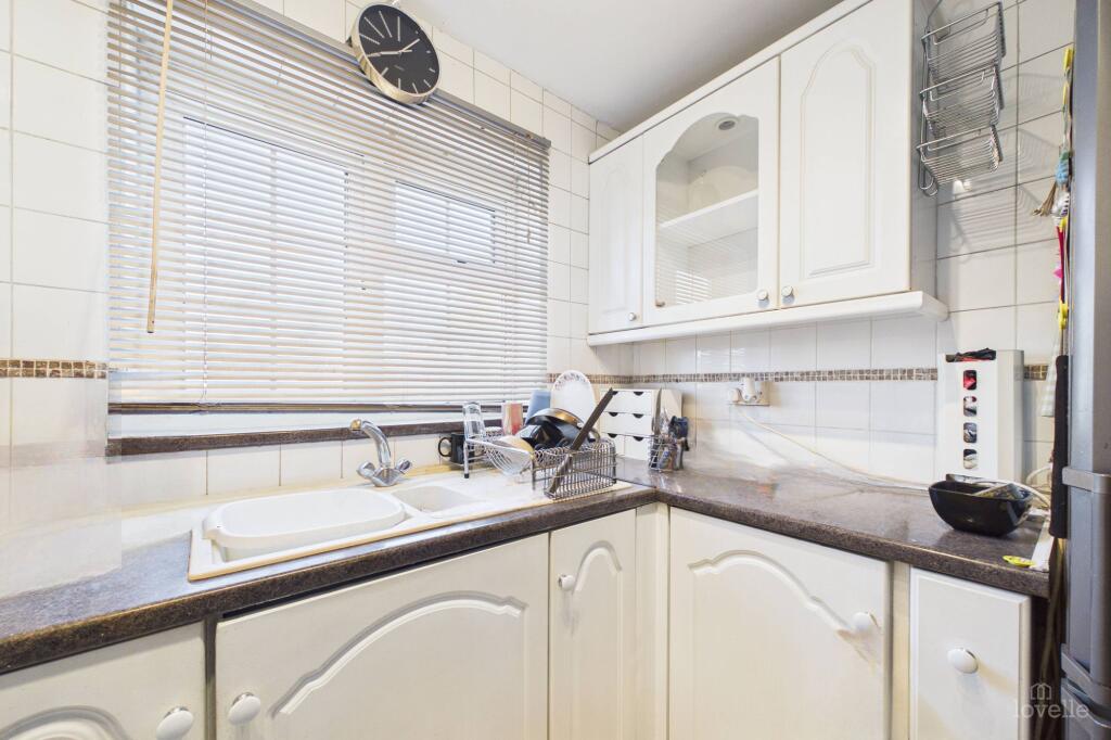 Kingston Terrace, South Ferriby, North Lincolnshire, DN18 photo 4