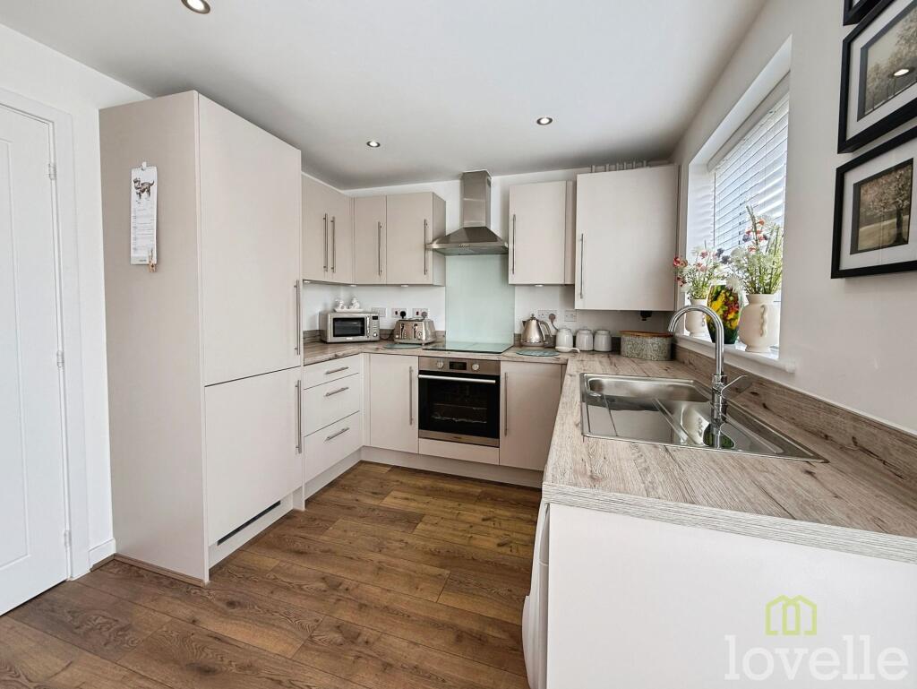 Fuchsia Way, Witham St. Hughs, LN6 photo 2