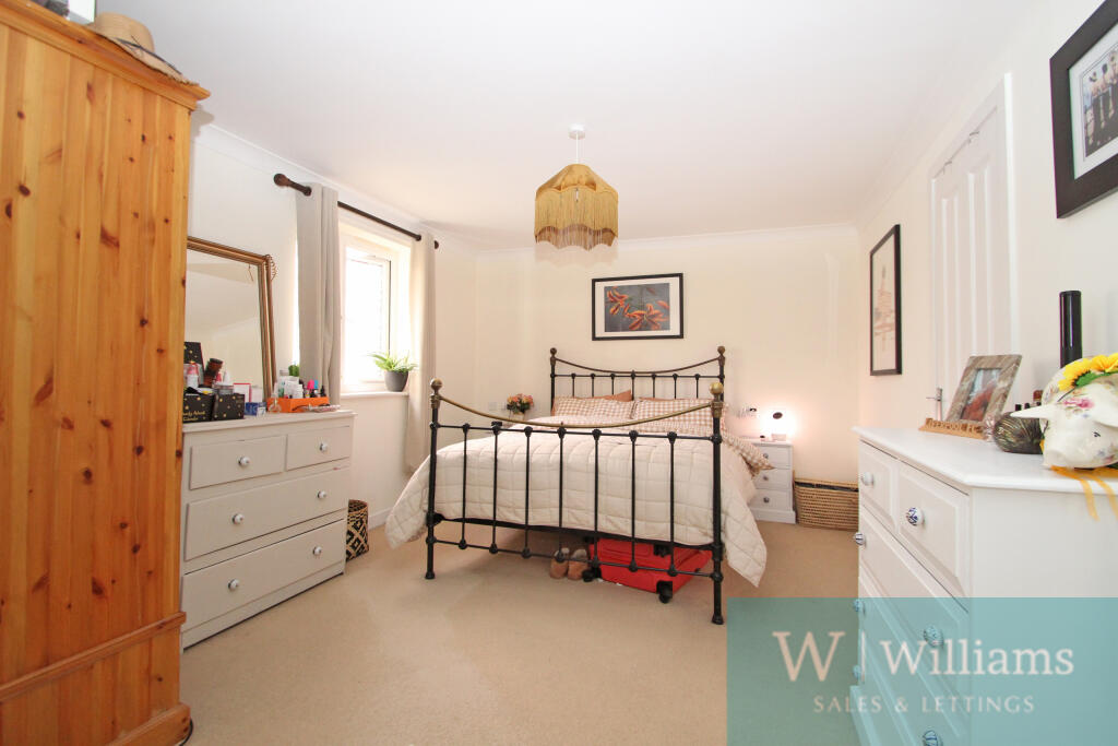 Apartment 1,Sandown House, 52 Snowberry Road, Newport, Isle of Wight photo 5