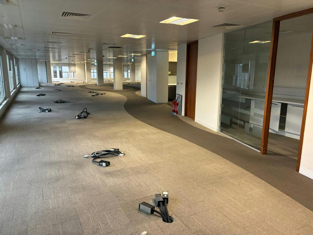 PHOTO-2025-12-12-15-26-32 (15).jpg