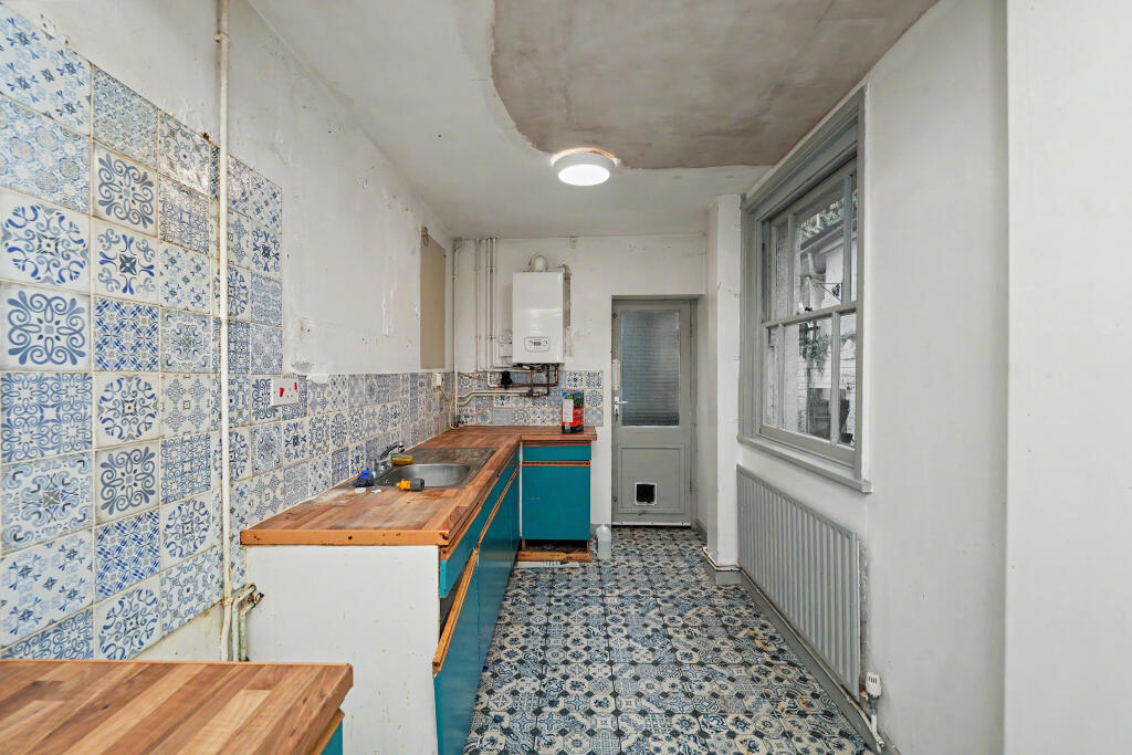 House in Bristol - View 3