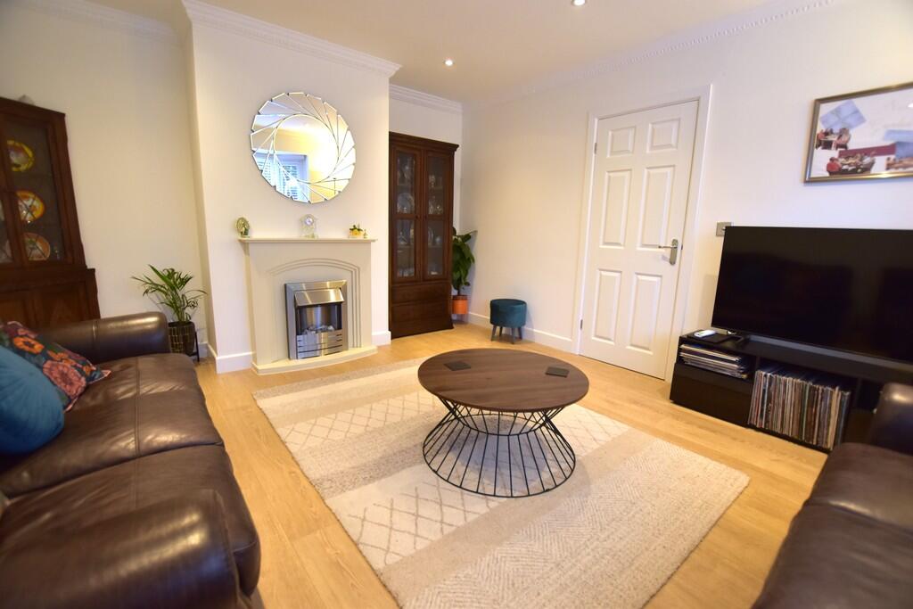 Bramley Close, Colchester photo 3
