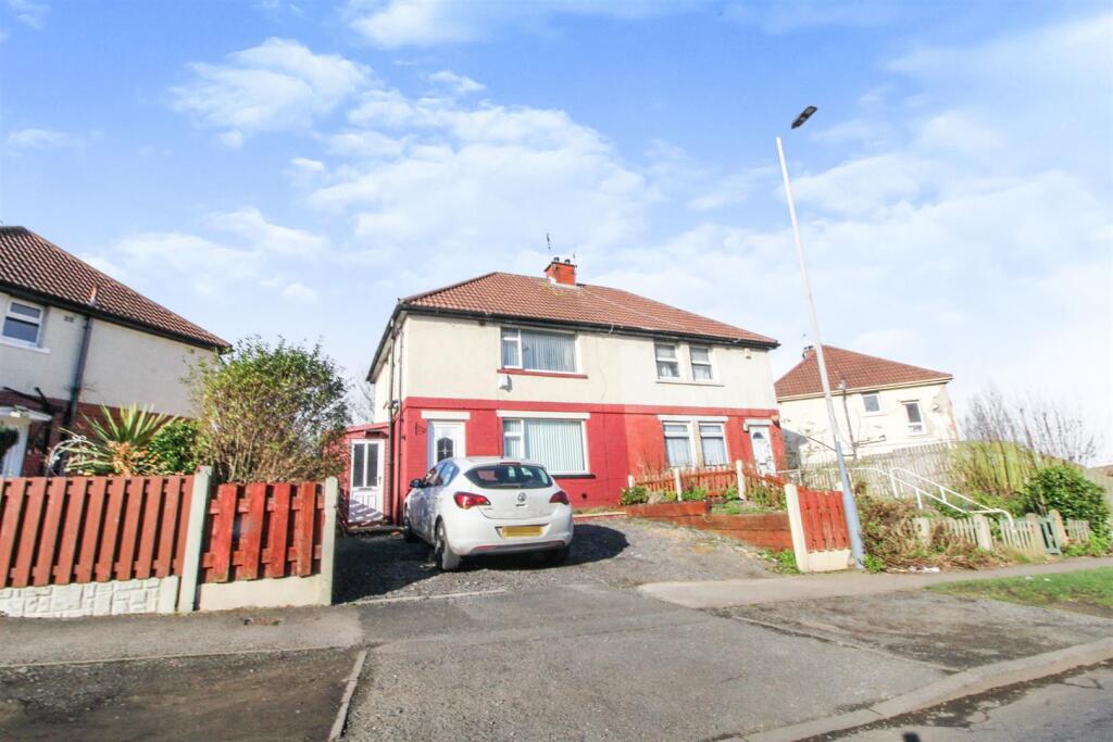 Main image of property: Thackeray Road, Bradford, BD10 0JN