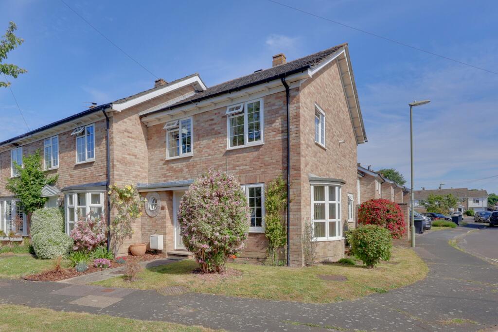 Main image of property: Oaklands Road, Havant