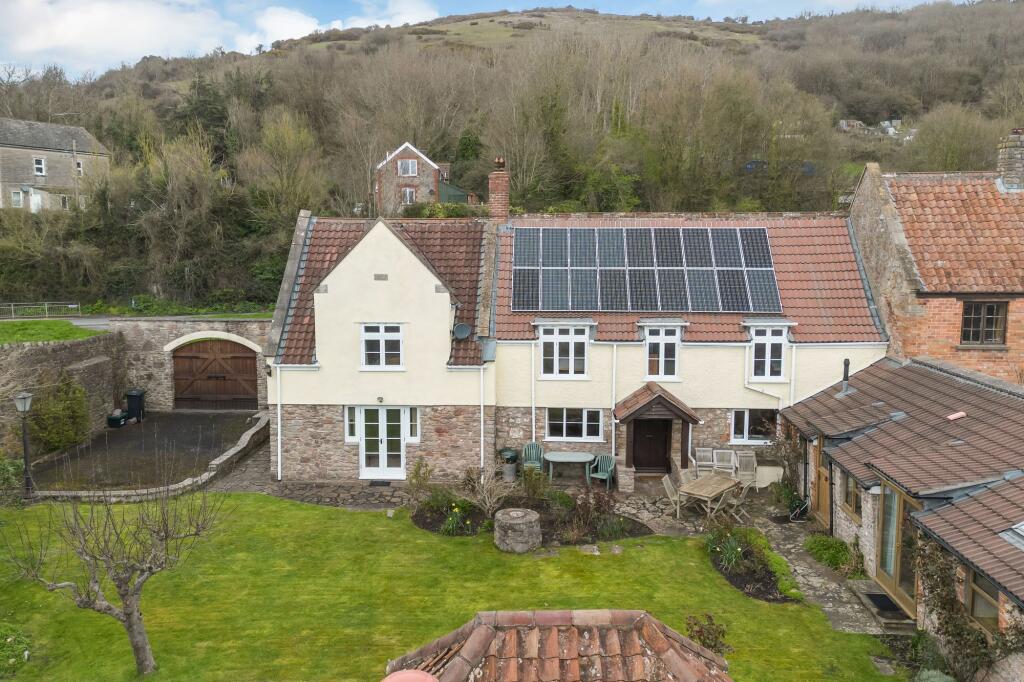 Main image of property: Townsend, Axbridge, BS26
