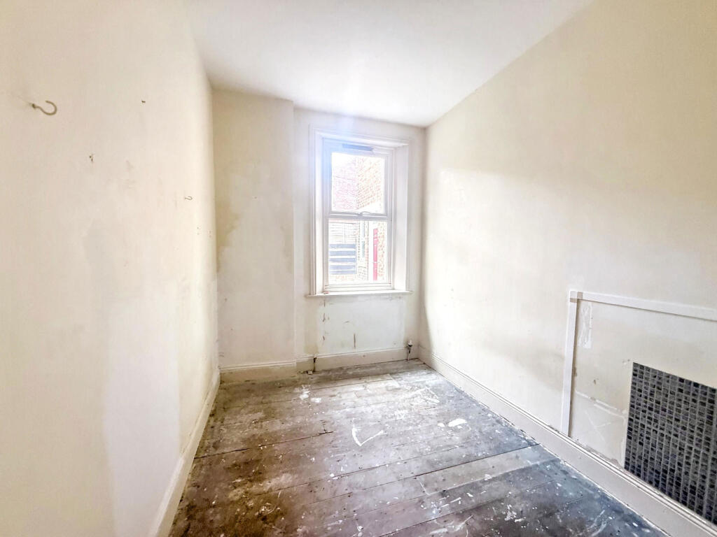 Wingrove Avenue, Fenham , Newcastle upon Tyne, Tyne and Wear, NE4 9AH photo 5