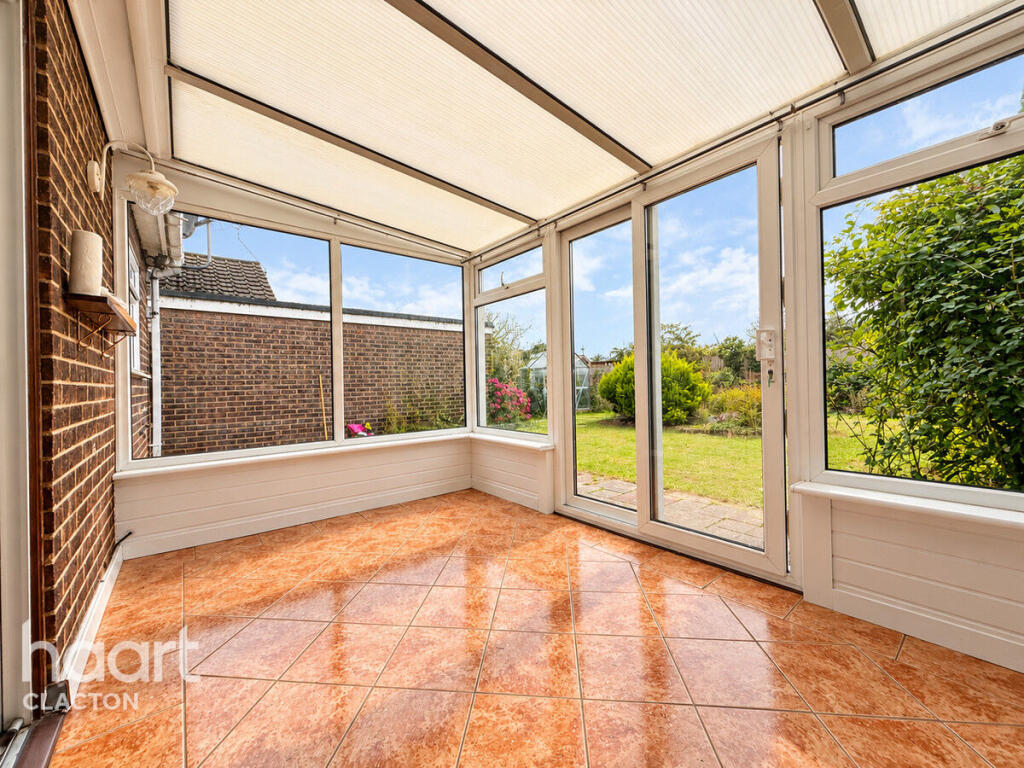 Blyford Road, Clacton-On-Sea photo 4