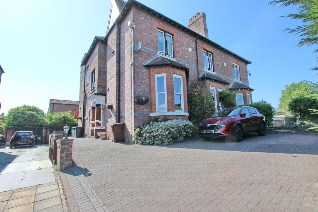 5-bed semi-detached on Bury New Road, Prestwich, M25, £600,000