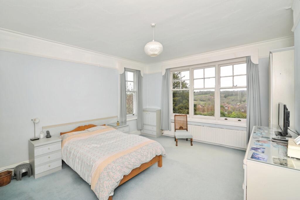 Bellhurst Road, Robertsbridge, East Sussex, TN32 - More