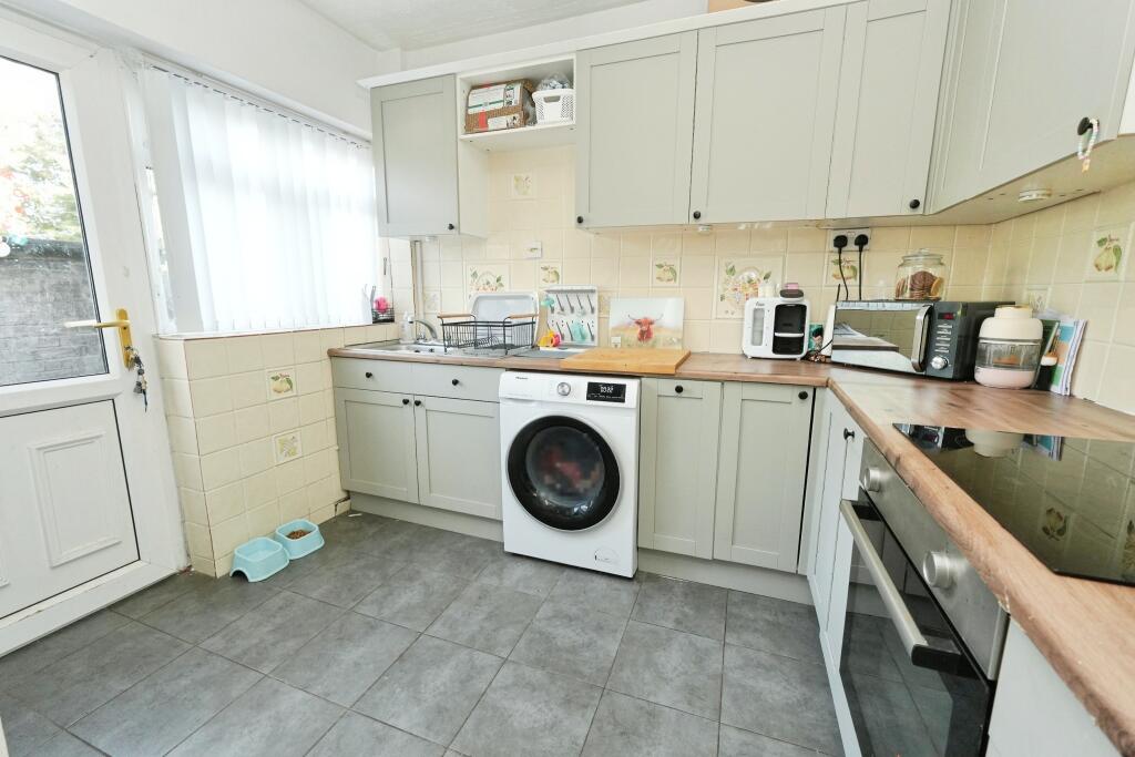 Dingle Street, Oldbury, B69 photo 3