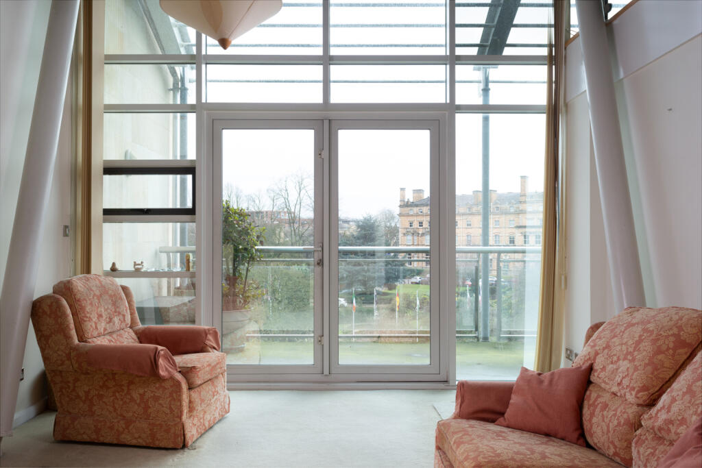 Apartment in York - View 3
