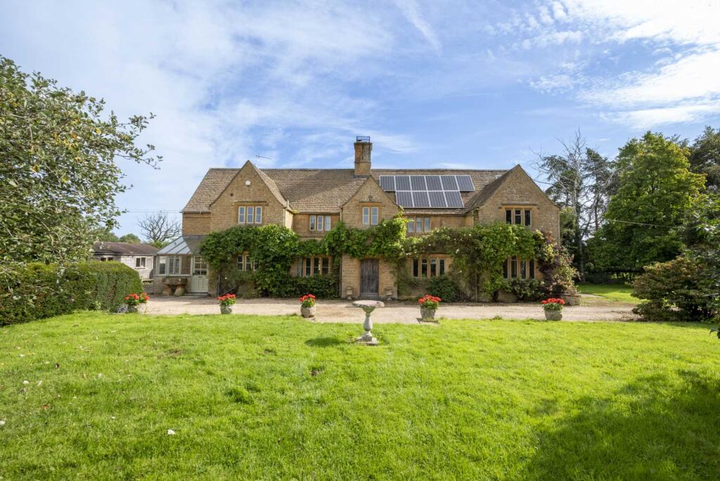 Main image of property: Chapel Street, Broadwell