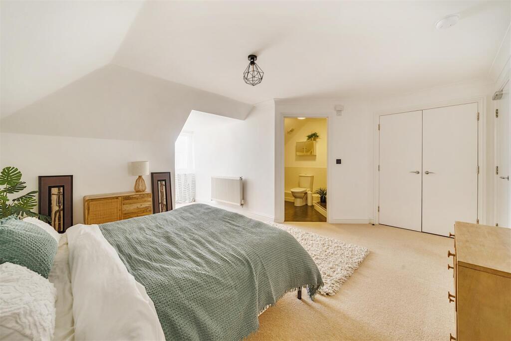 Pentire Avenue, Newquay photo 4