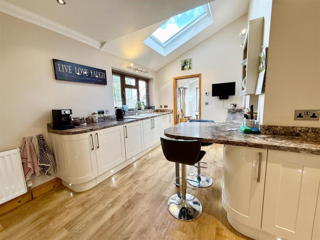 House in Broadland, Frettenham - View 5