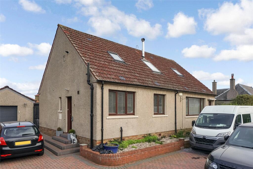 Main image of property: Rumblingwell, Dunfermline, Fife, KY12