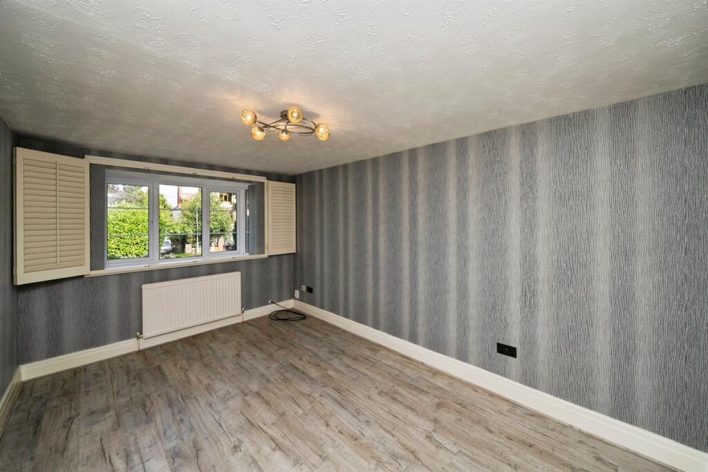 Apartment in Chester - More