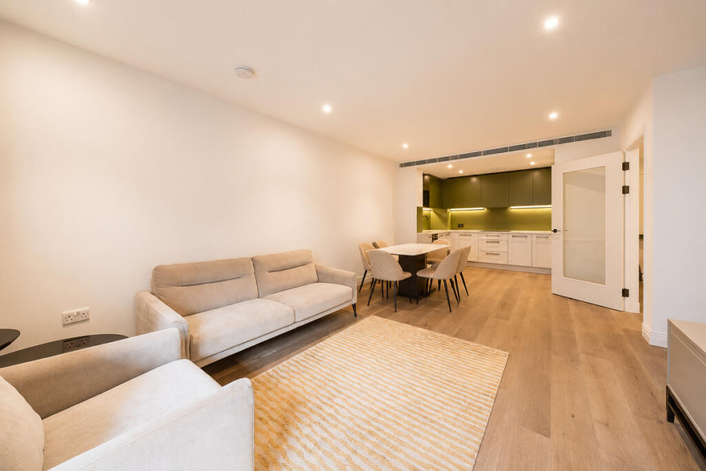 Apartment in London - View 3