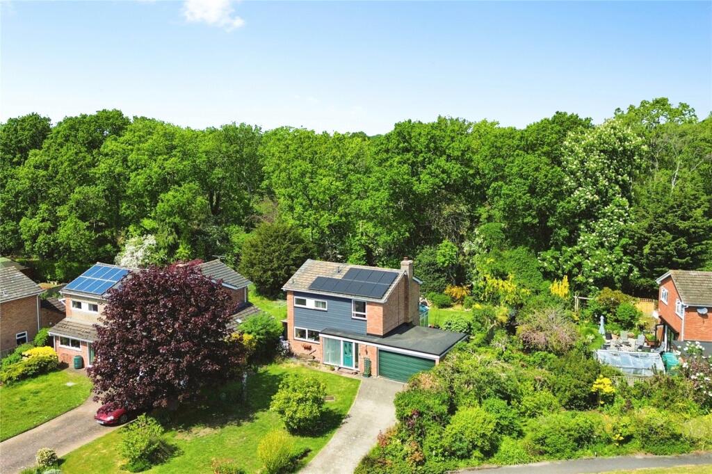 House in Basingstoke and Deane, Silchester - More