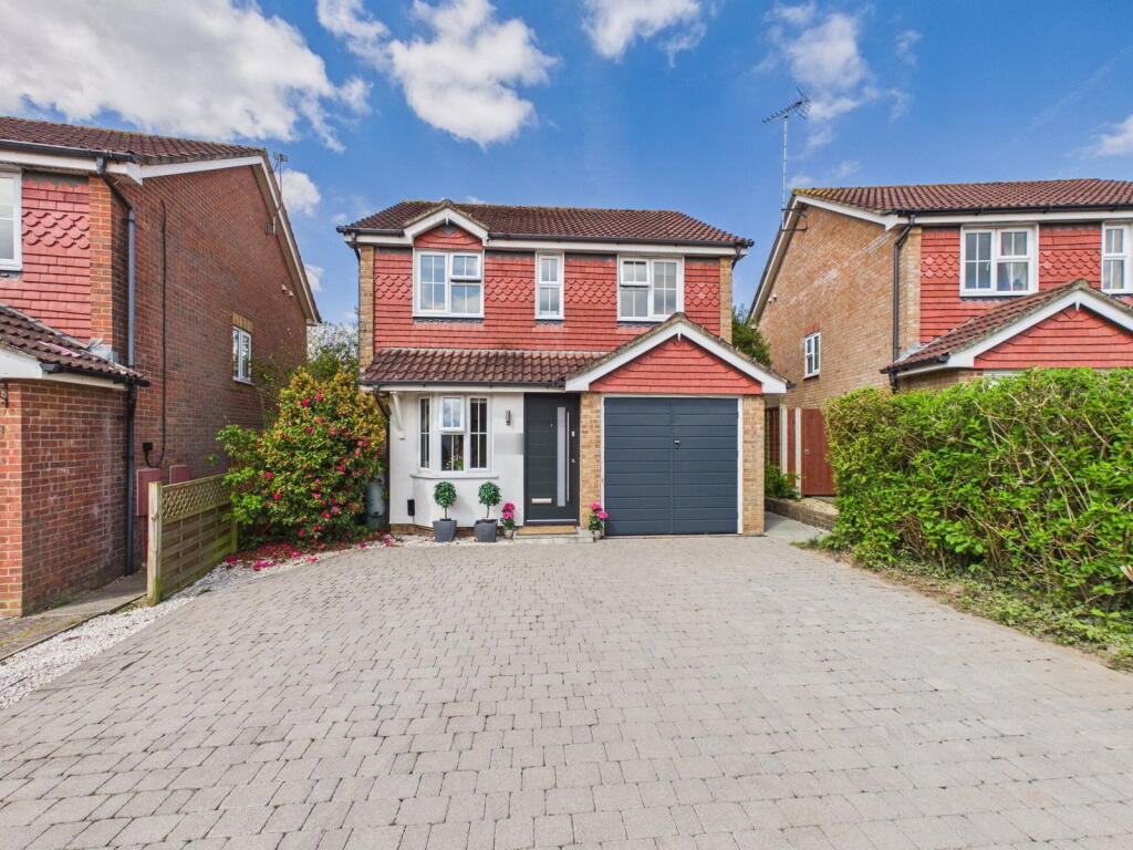 Main image of property: Ropeland Way, Horsham