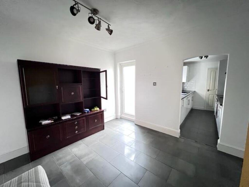 House in Peterborough, City of Peterborough - View 2