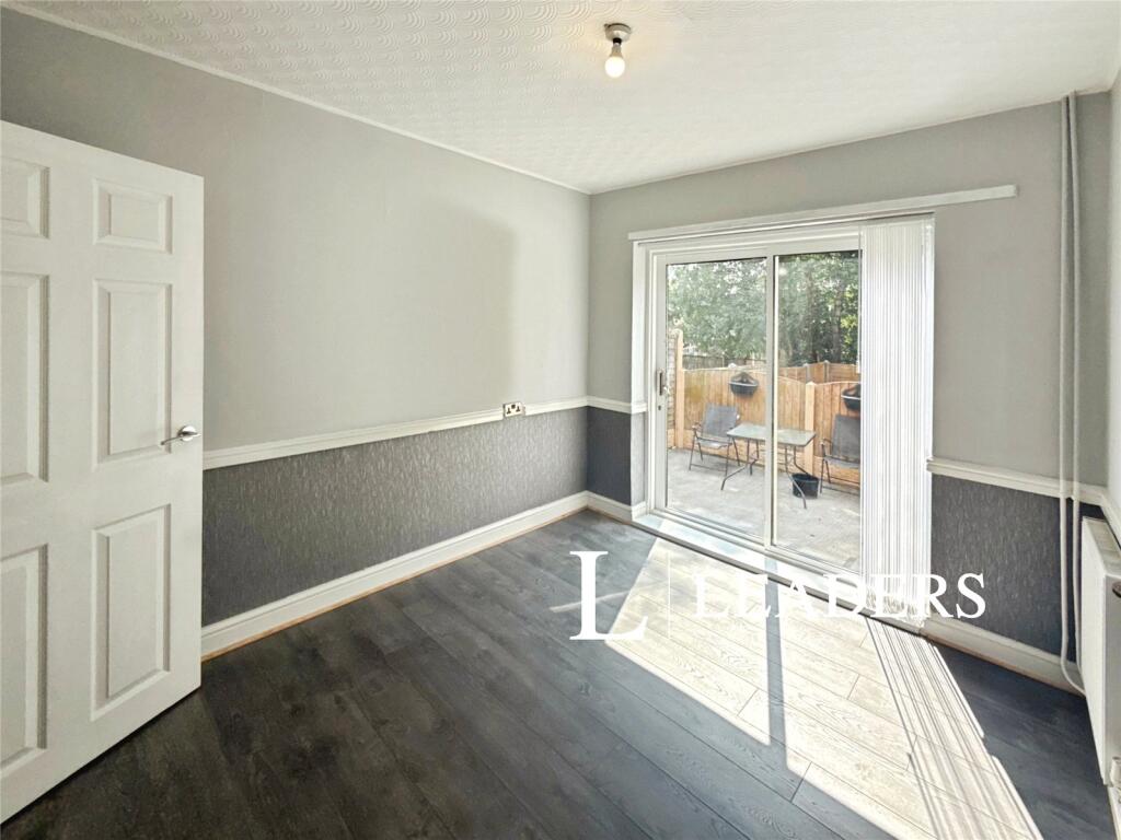 House in Stoke-on-Trent - View 5