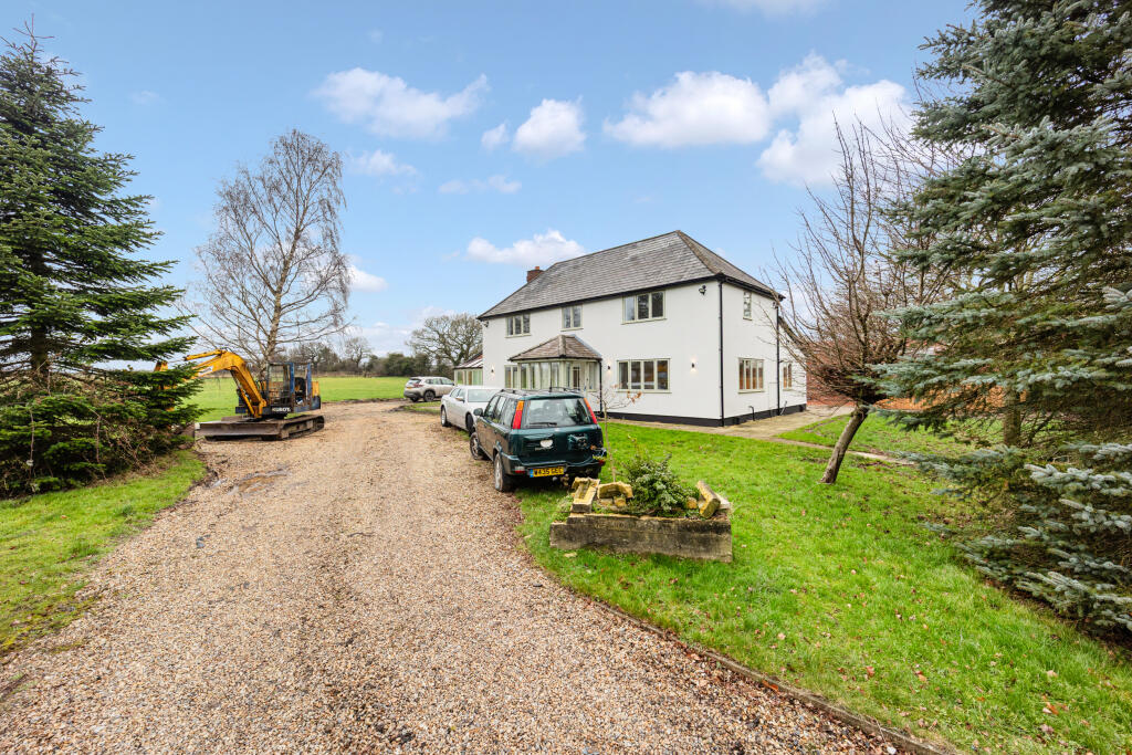 Newholme Farm, The Shippins and the Dutch Barn, Warrington - More