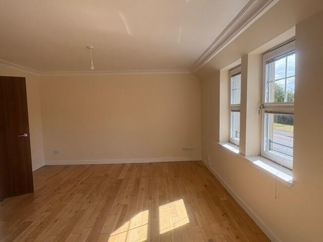 Apartment in Edinburgh - More