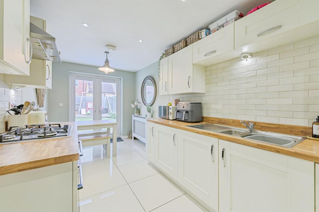 House in North Warwickshire, Polesworth CP - View 2