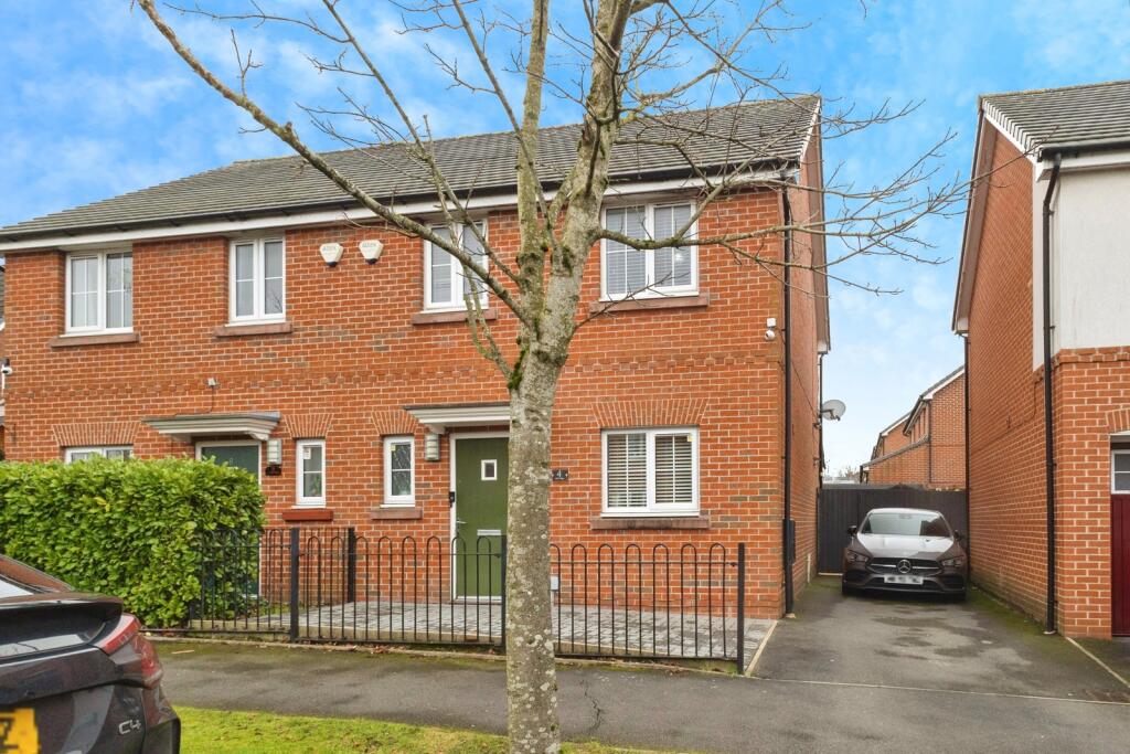 Main image of property: Elm Way, Chadderton, Oldham, Greater Manchester, OL9