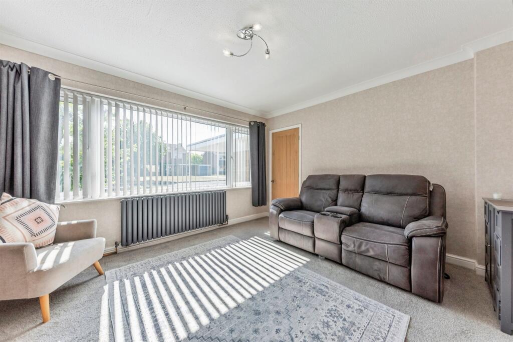 House in South Kesteven, Allington - View 3