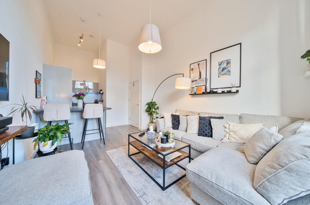 Additional image 8 of New House Farm Drive, Northfield, Birmingham