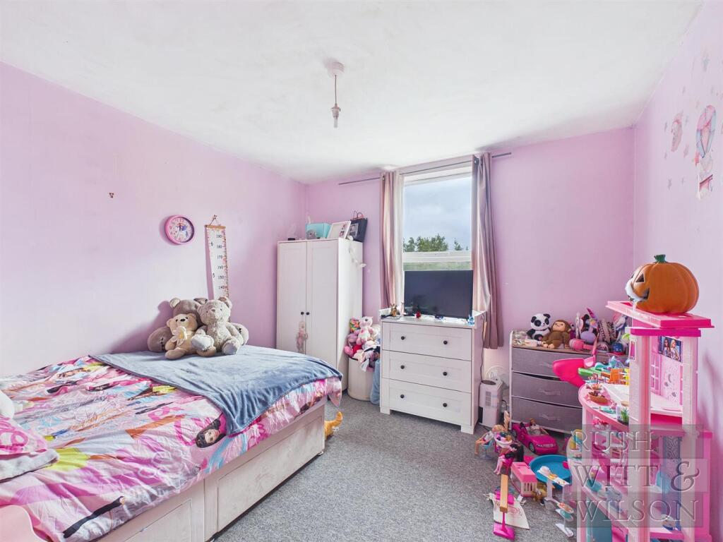 Apartment in Tonbridge - View 5