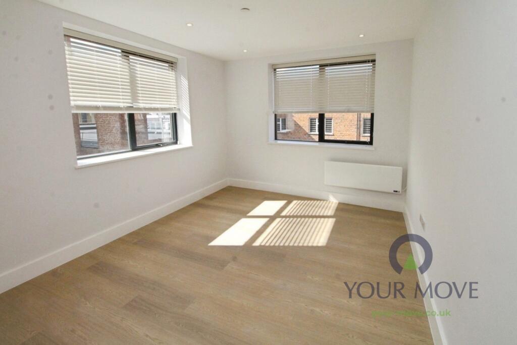 Apartment in Milton Keynes - View 4