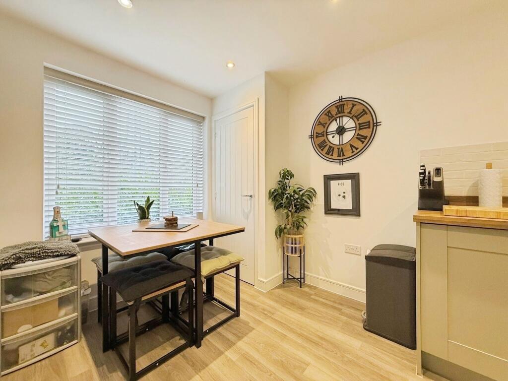 Sumner Chase, Binfield, Bracknell photo 5