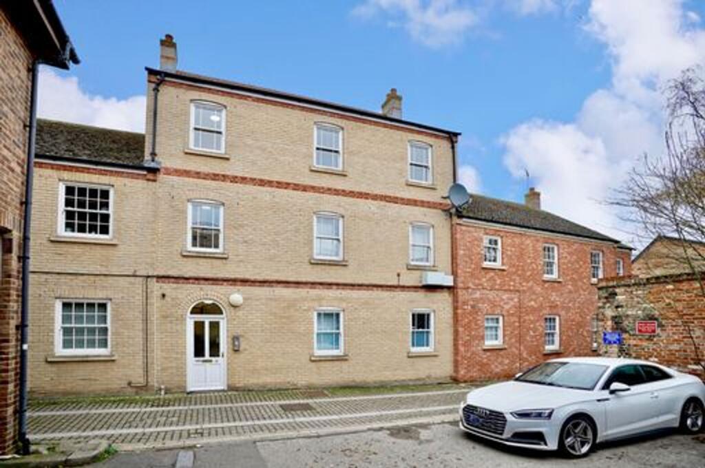 Main image of property: Royal Oak Passage, High Street, Huntingdon.