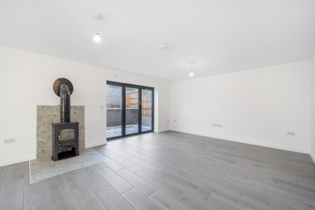 House in Nottingham - View 2