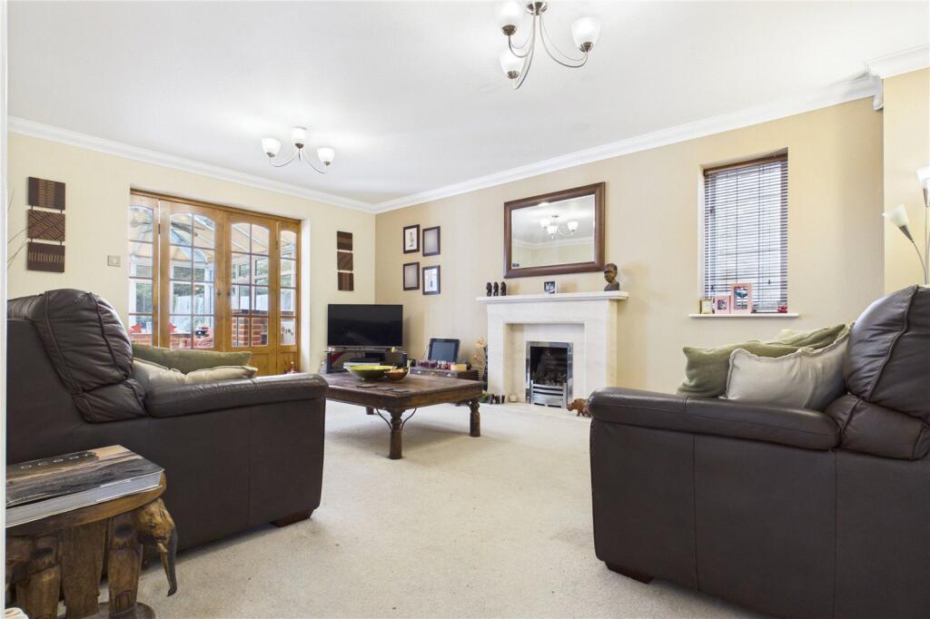 Mallard Way, Aldermaston, Reading, Berkshire, RG7 - More