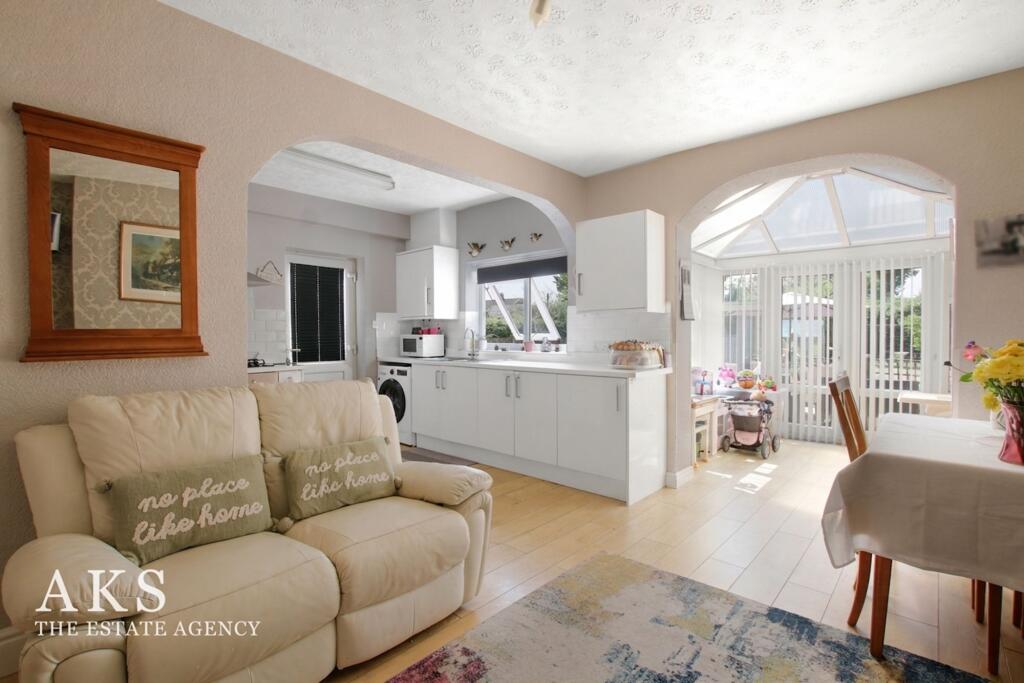 House in South Derbyshire, Hatton - View 3