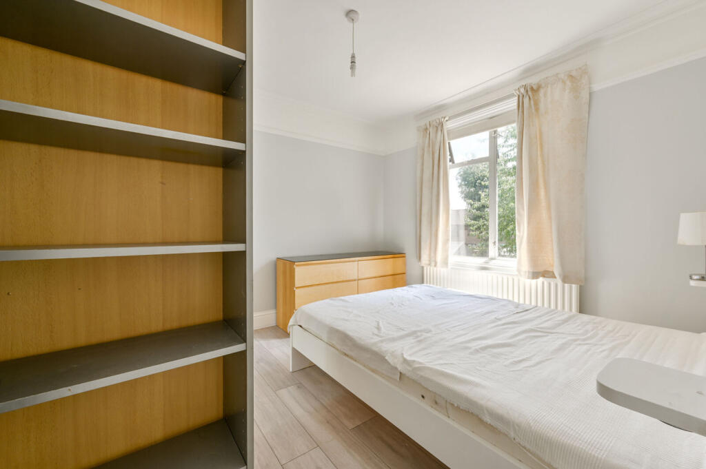 Apartment in London - View 4