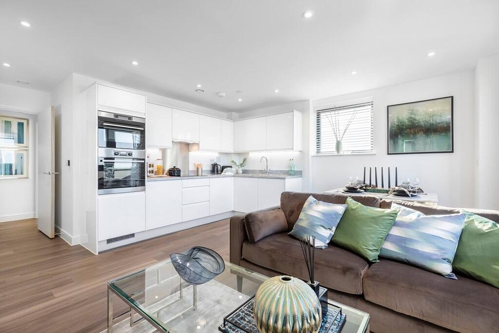 Main image of property: Bendon Valley, 
Garratt Lane, 
Earlsfield, 
London, 
SW18 4UQ