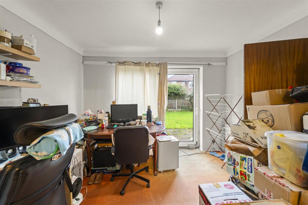 Shaftesbury Avenue, Timperley, Altrincham – pohled 4