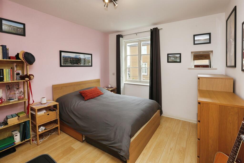 Pavilion Way, Gosport - View 6