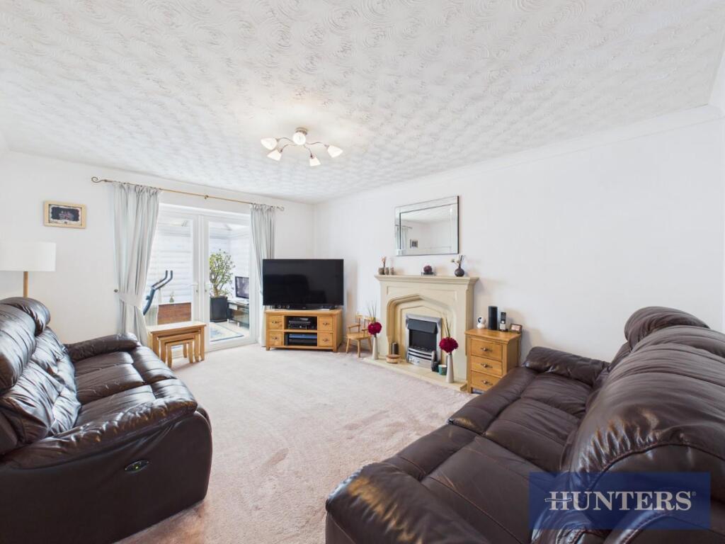 House in Bridlington, Sewerby - View 2