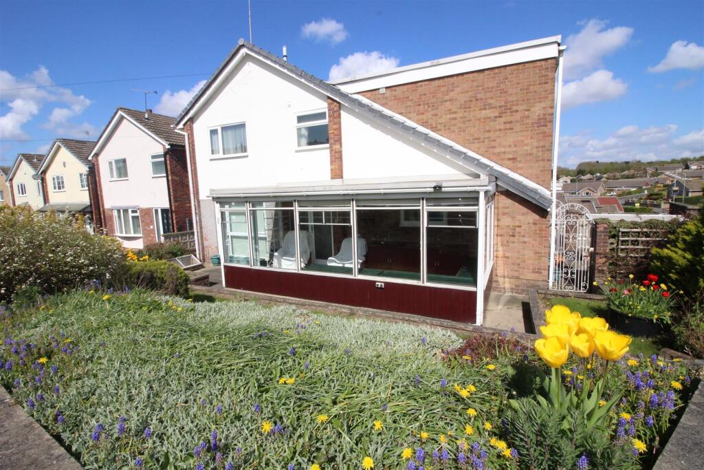 Main image of property: Pondfields Drive, Kippax, Leeds