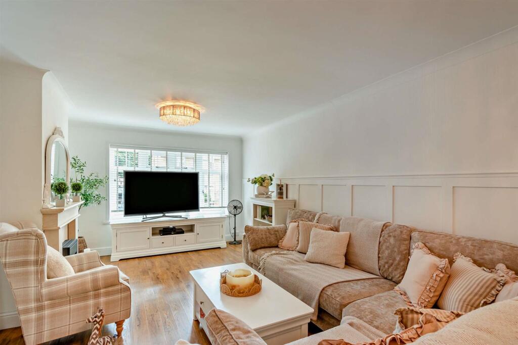 House in Rochester - View 4