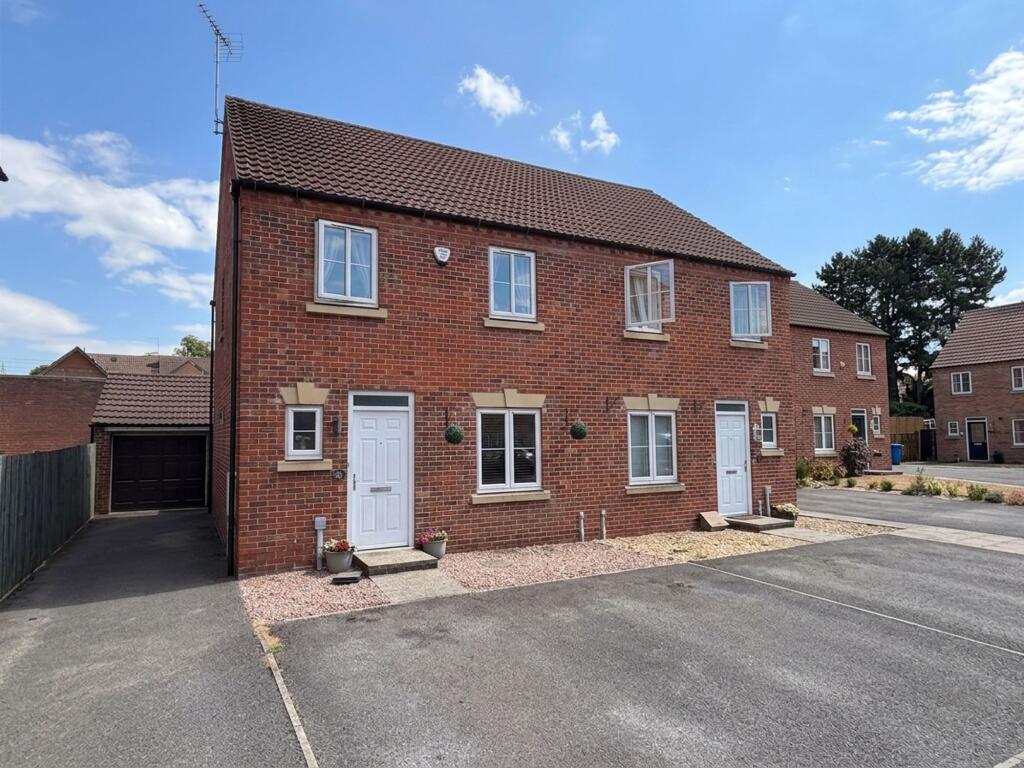 Main image of property: Kensington Way, Worksop, S81